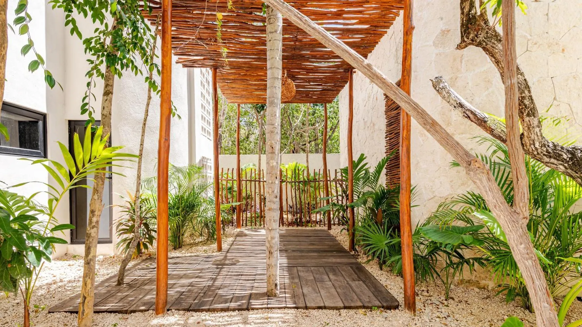 Ocean Breeze Villa - A Few Steps From The Beach! Tulum Mexico