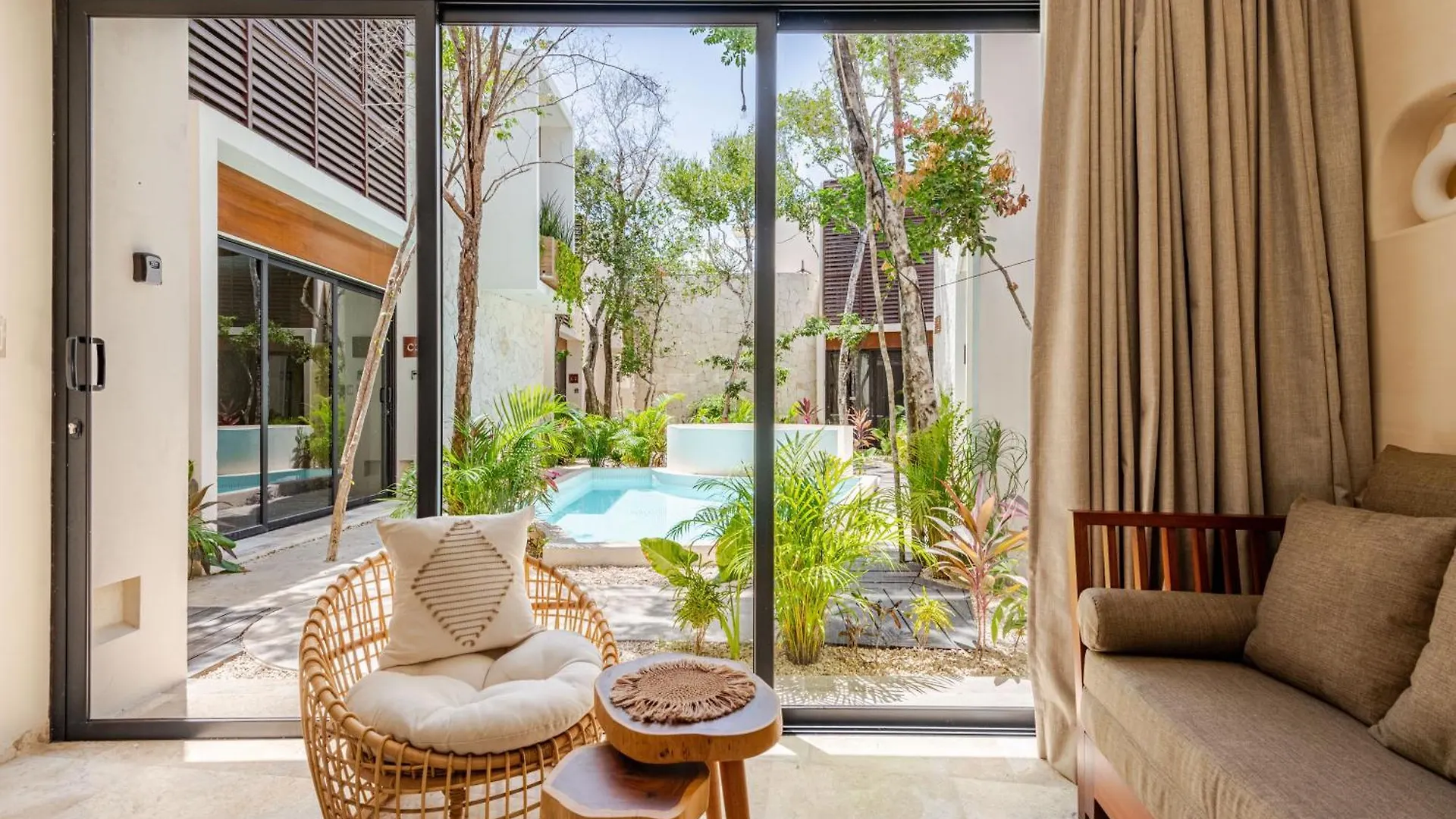Ocean Breeze Villa - A Few Steps From The Beach! Tulum