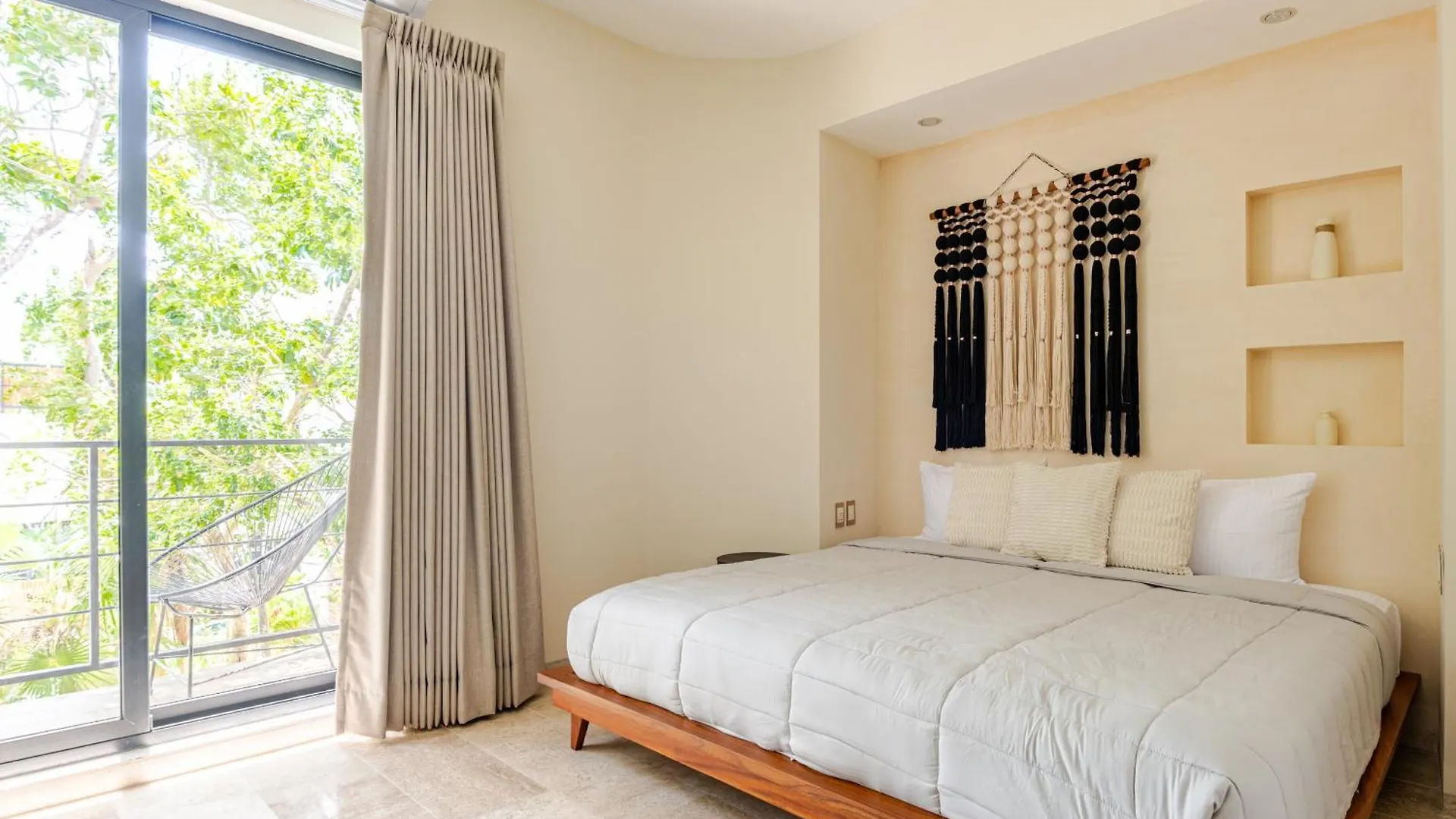 Ocean Breeze Villa - A Few Steps From The Beach! Tulum