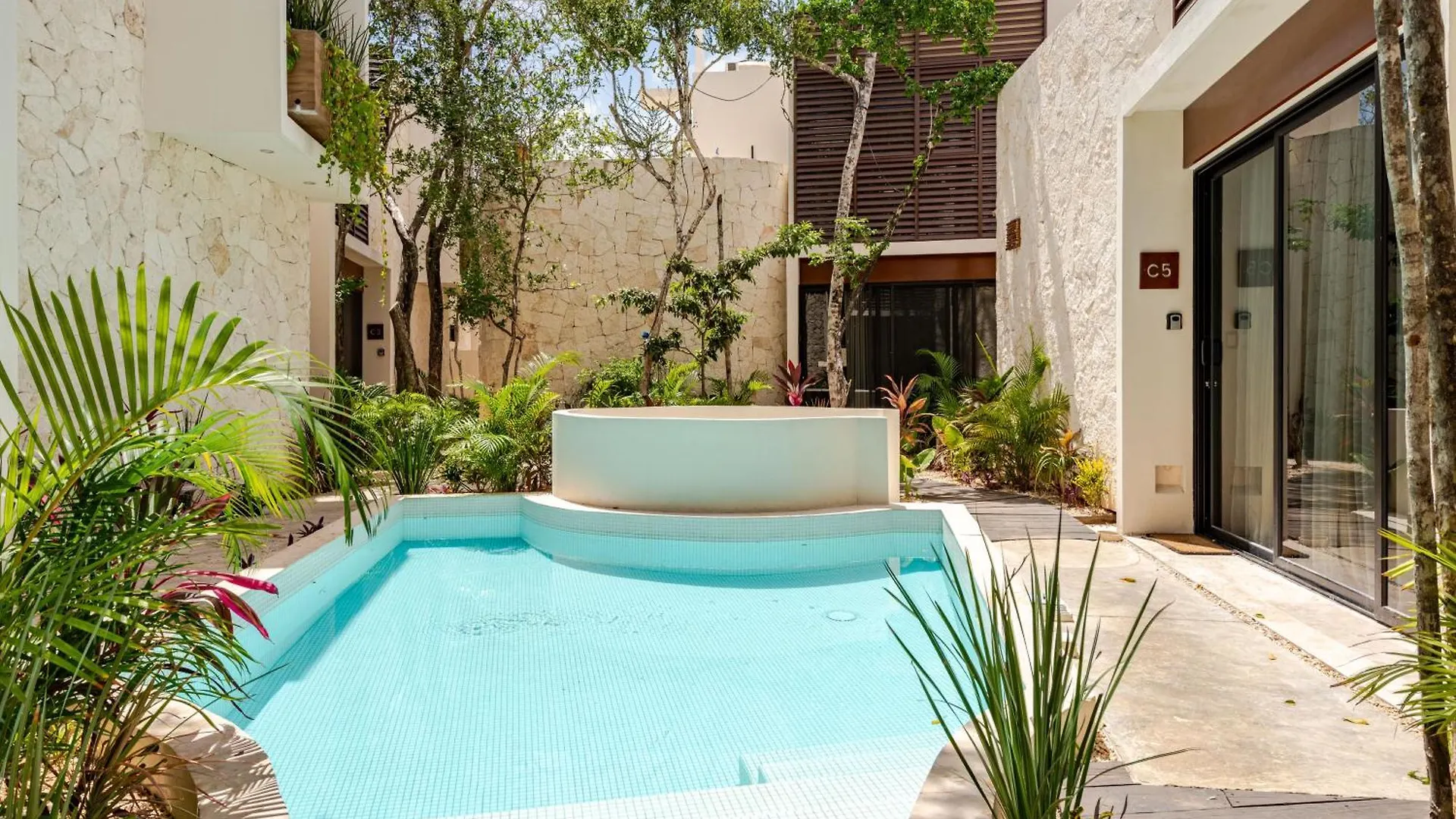 Ocean Breeze Villa - A Few Steps From The Beach! Tulum