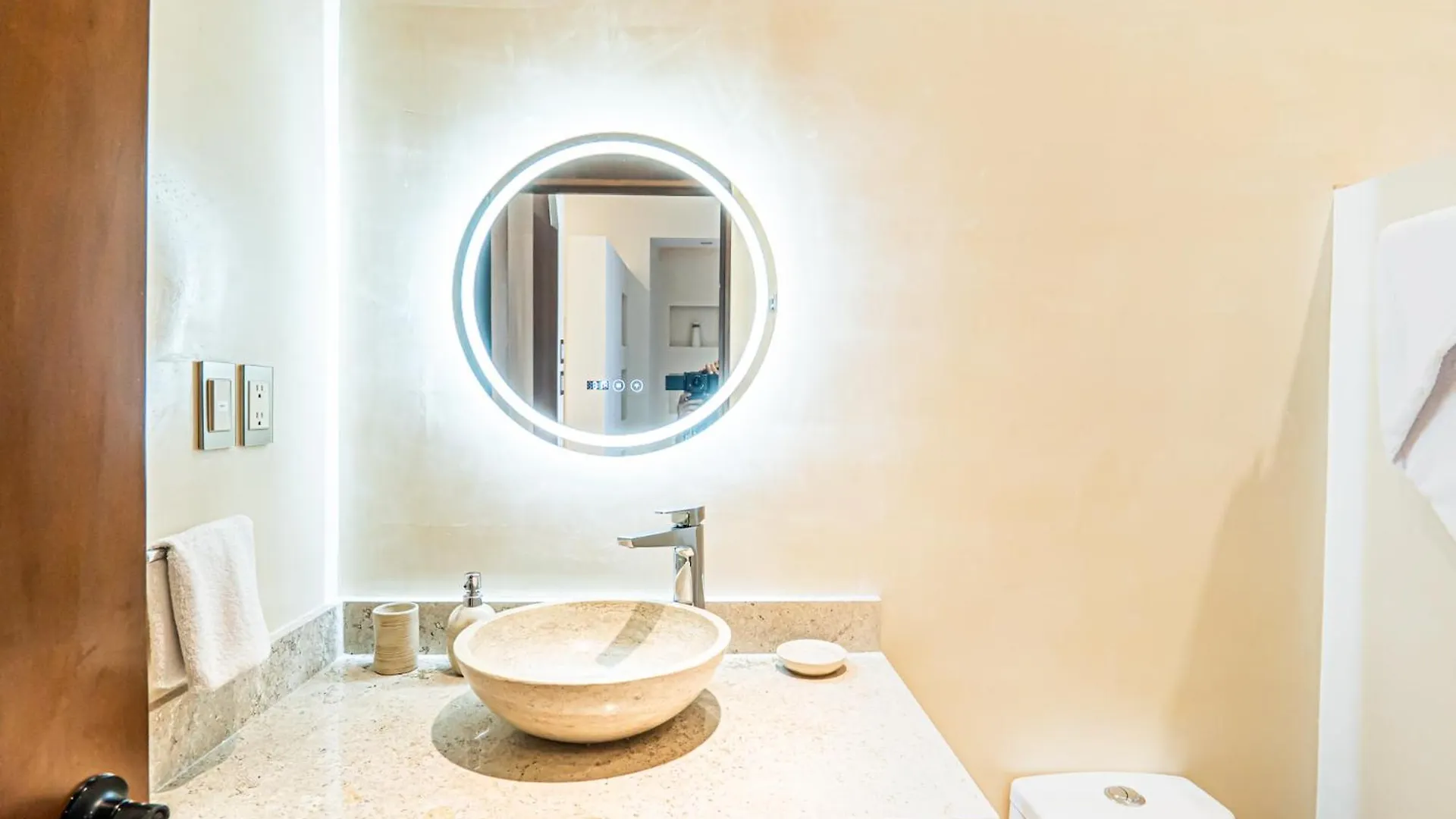 Ocean Breeze Villa - A Few Steps From The Beach! Tulum