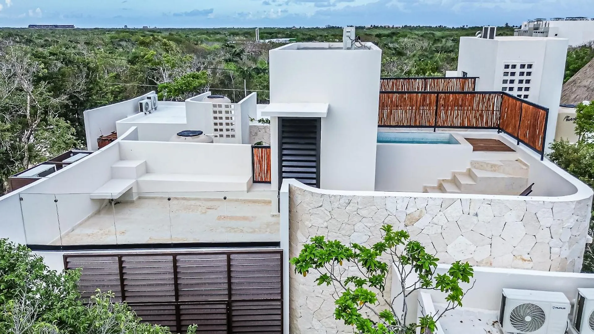 Ocean Breeze Villa - A Few Steps From The Beach! Tulum